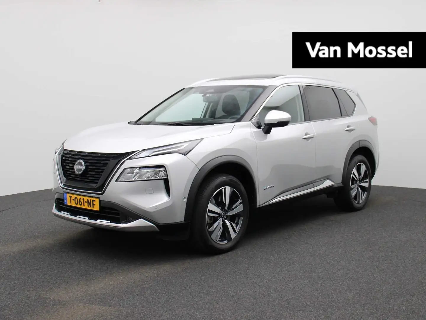 Nissan X-Trail 1.5 e-4orce Tekna 4WD 7 Persoons. 214PK | Afneemba Grijs - 1