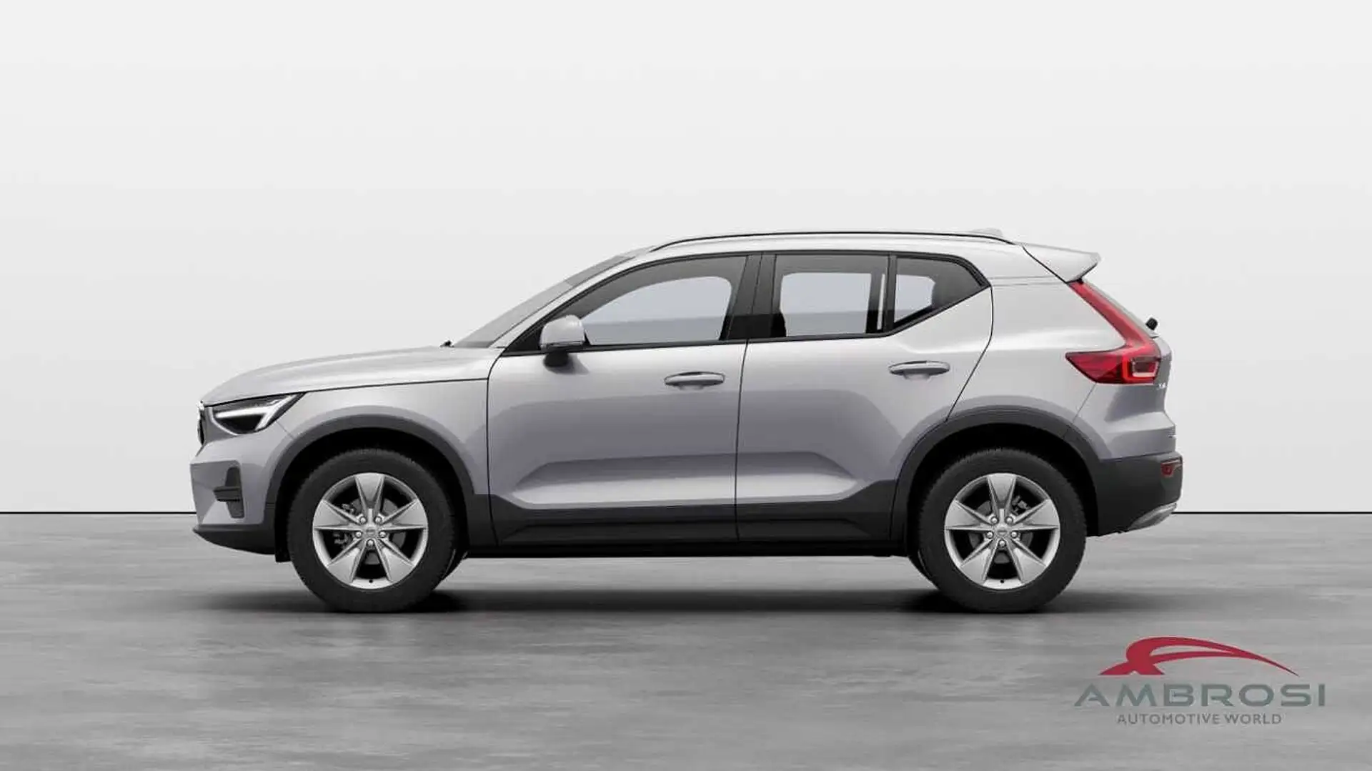 Volvo XC40 B3 Mild hybrid Benzina Core Argento - 2