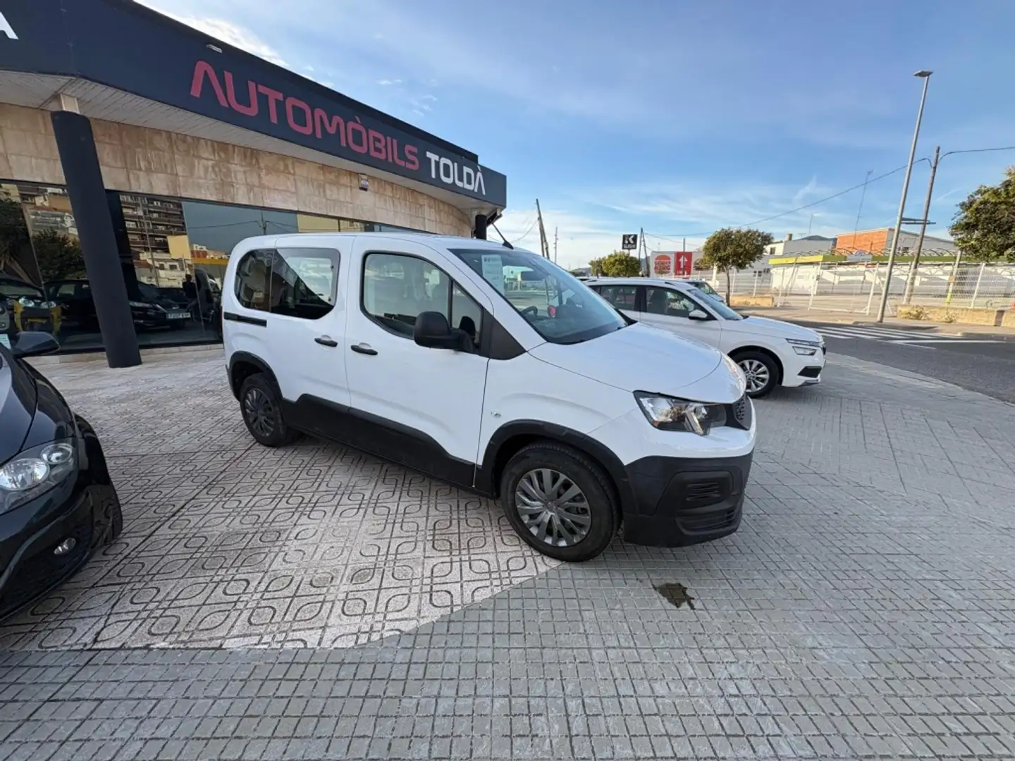 Peugeot Rifter 1.5BlueHDi S&S Long Active 100 Blanco - 2