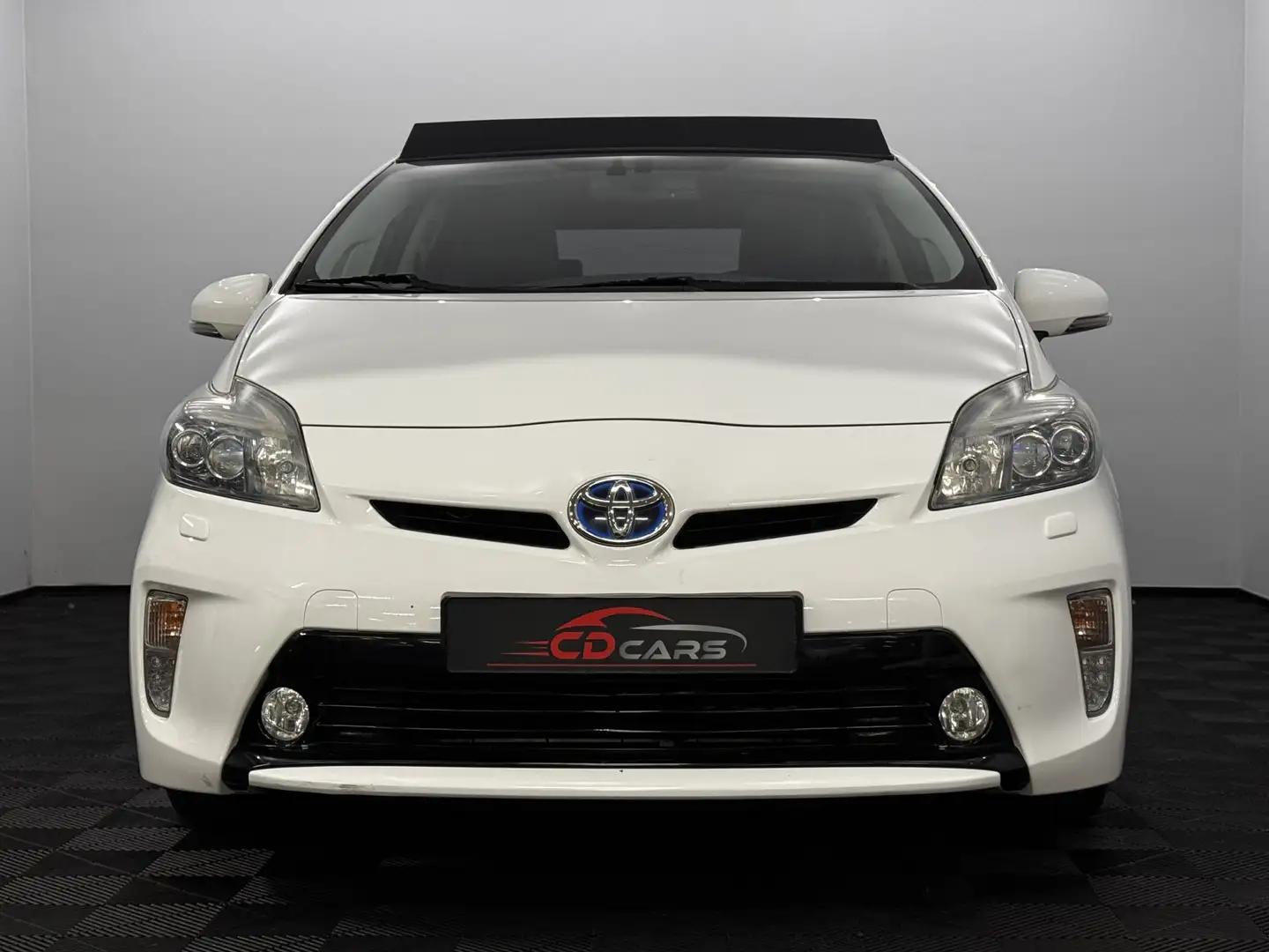 Toyota Prius 1.8 Dynamic Business Pano, Half leder, Camera, Nav Blanc - 2