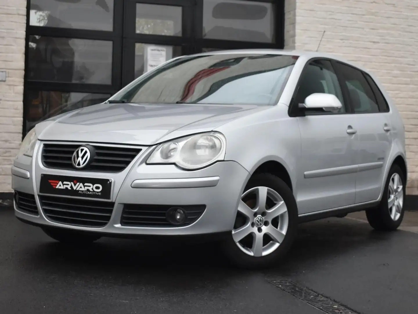 Volkswagen Polo 1.2i United / Cruise / PDC / Verw Zetels/ Garantie Zilver - 2