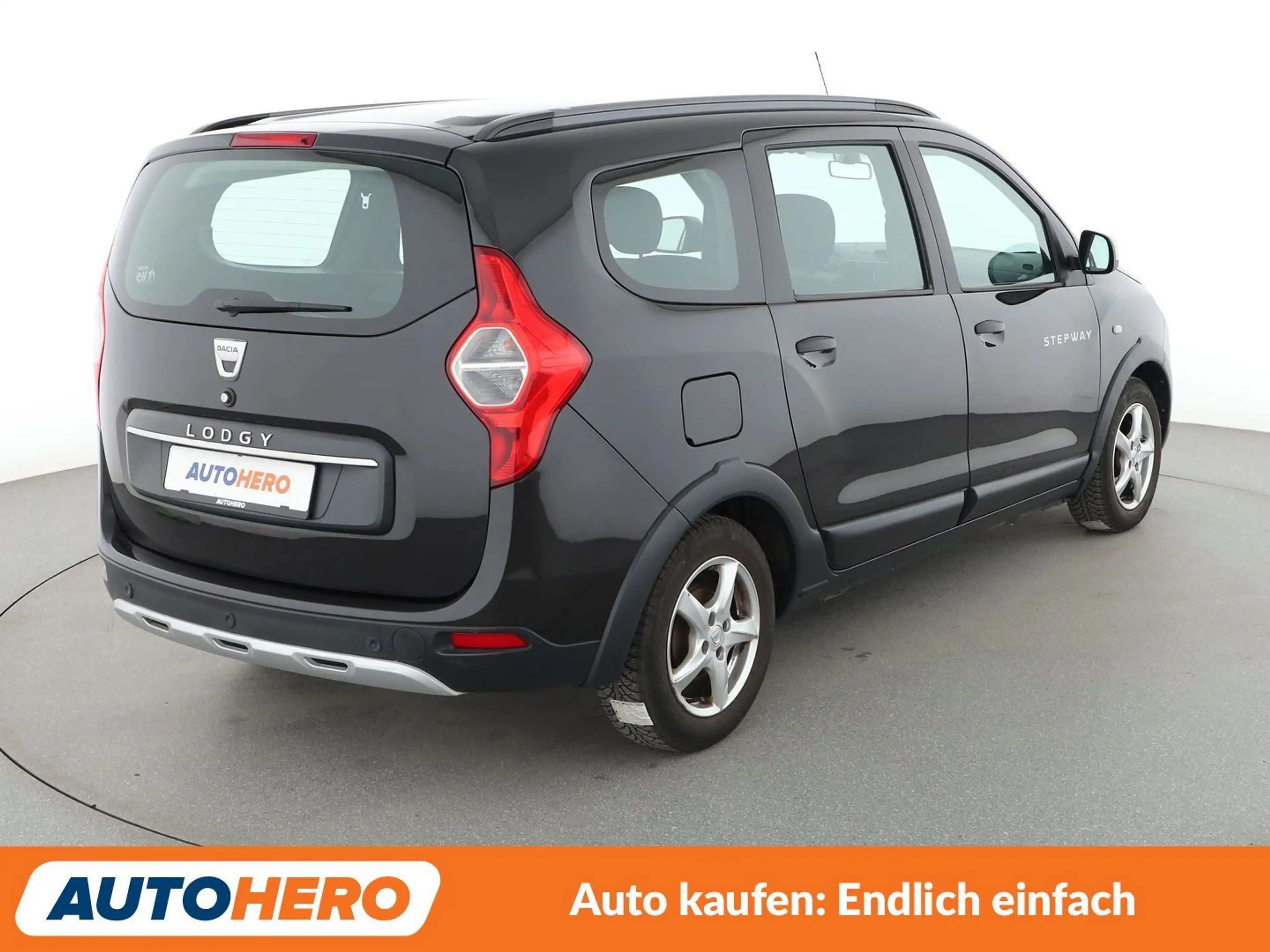 Dacia Lodgy 1.3 TCe Stepway *NAVI*PDC*TEMPO*SHZ*KLIMA* — photo 6