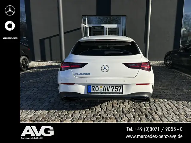 Mercedes-Benz CLA view 5
