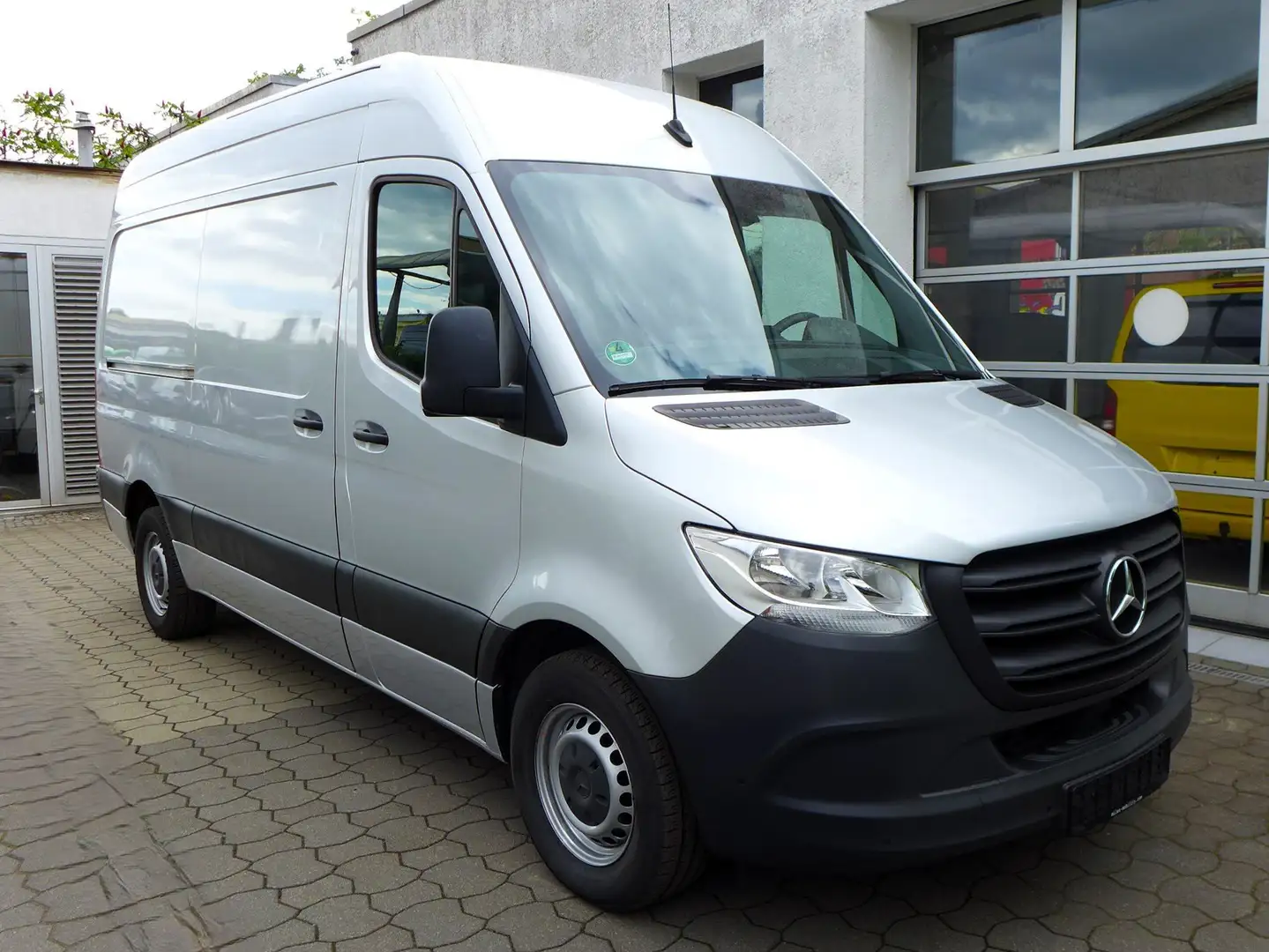 Mercedes-Benz Sprinter 315 CDI H2 Klima Kamera 9G-Tronic 37Tkm Silber - 1
