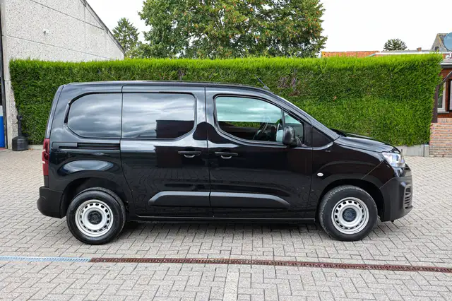 Citroen Berlingo view 4