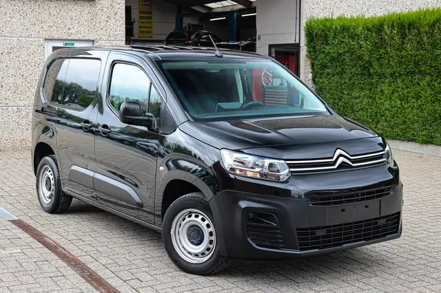 Citroen Berlingo view 3