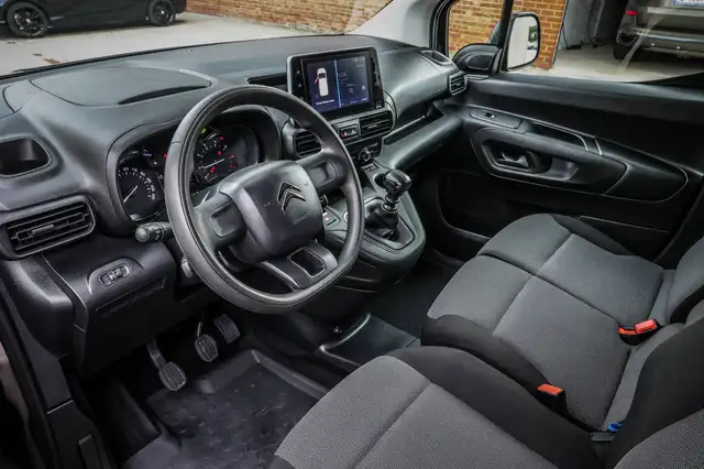 Citroen Berlingo view 9