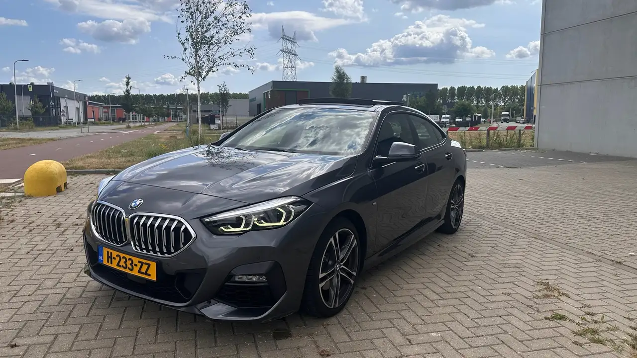 BMW 218