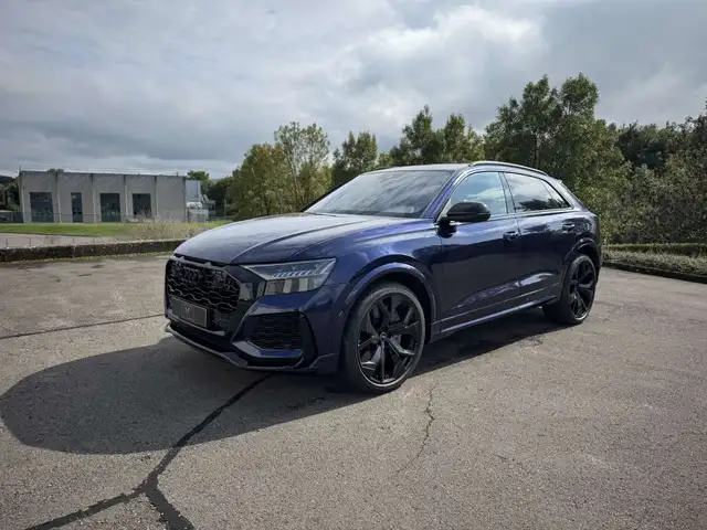 Audi RS Q8 4.0 V8