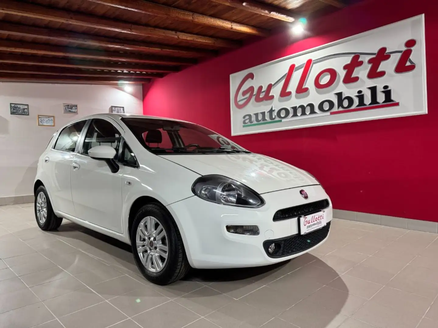 Fiat Punto 1.3 MJT 85 CV 5P ECO Lounge Bianco - 1