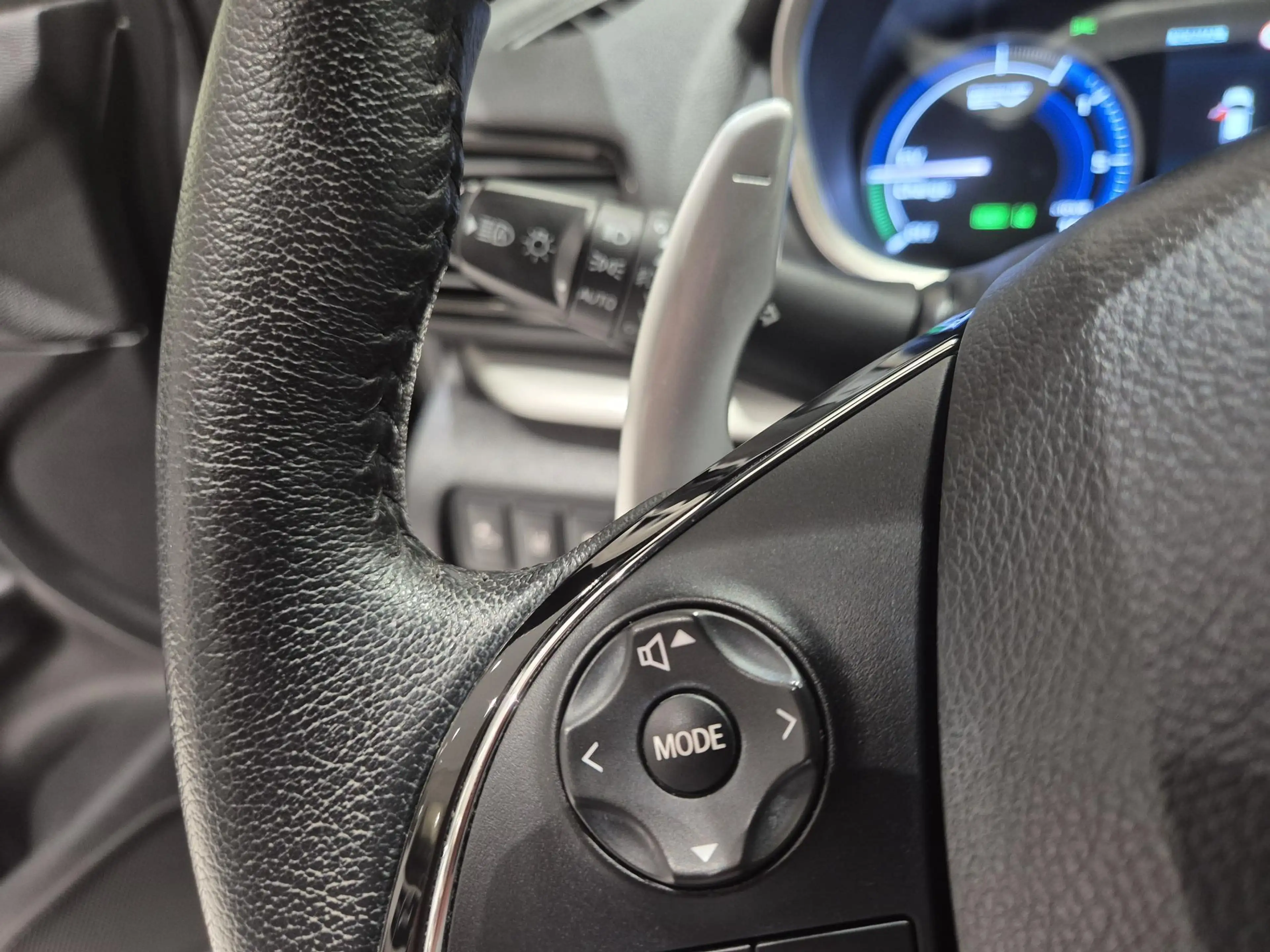 Mitsubishi Eclipse Cross 2.4 PHEV Intense+ | Trekhaak | Stoelverwarming | N — photo 30