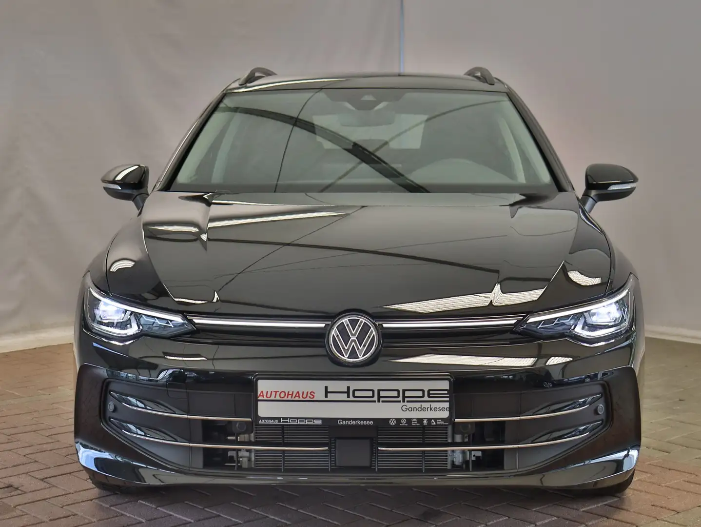 Volkswagen Golf VIII Variant Goal 1.5 l eTSI DSG+RFK+ACC+NAVI+SIDE Schwarz - 2