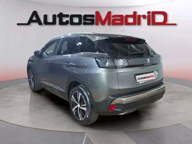 Peugeot 3008 view 5