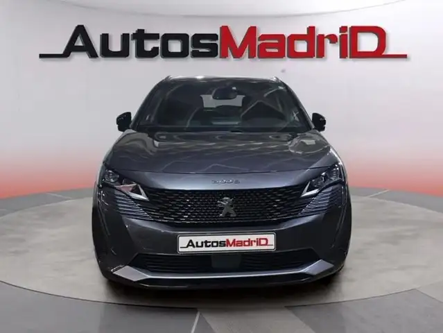 Peugeot 3008 view 2