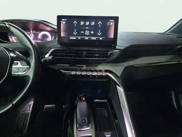 Peugeot 3008 view 11
