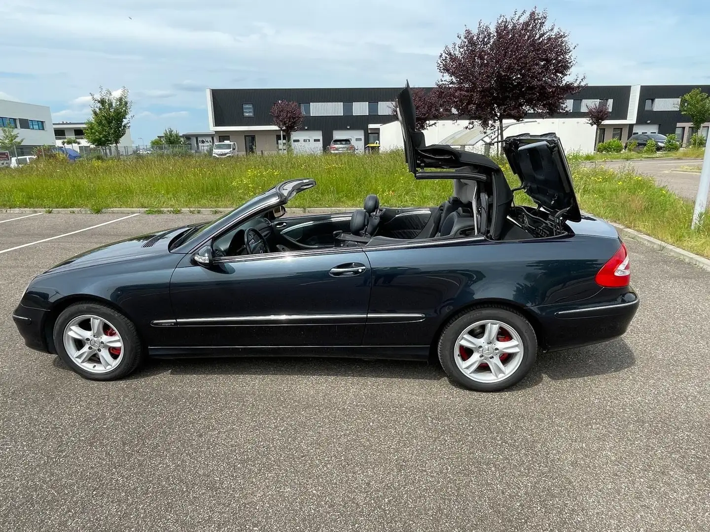 Mercedes-Benz CLK 240 CLK Cabrio 240 Avantgarde A Albastru - 1