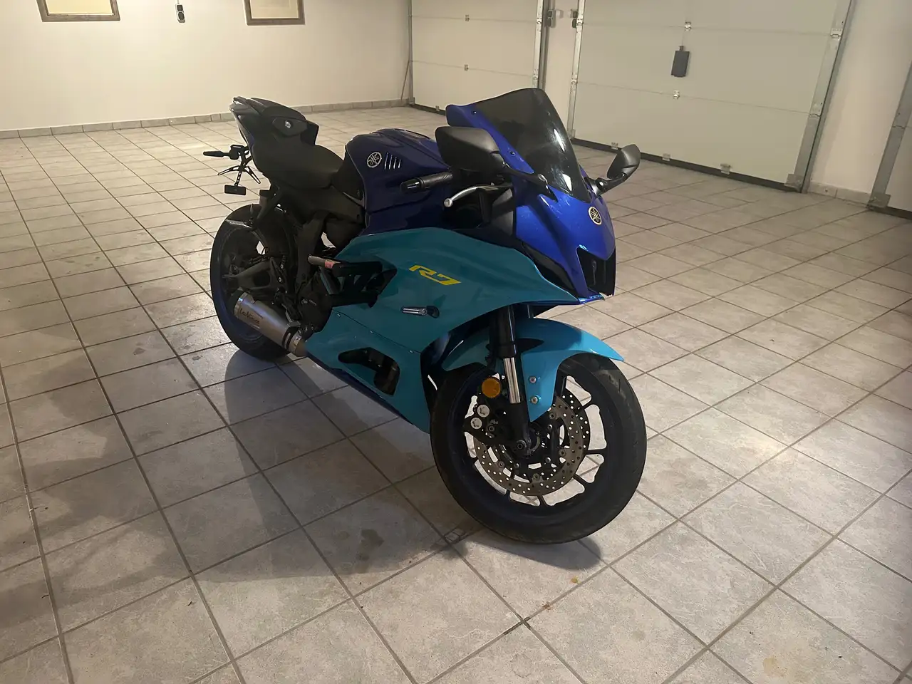 Yamaha YZF-R7