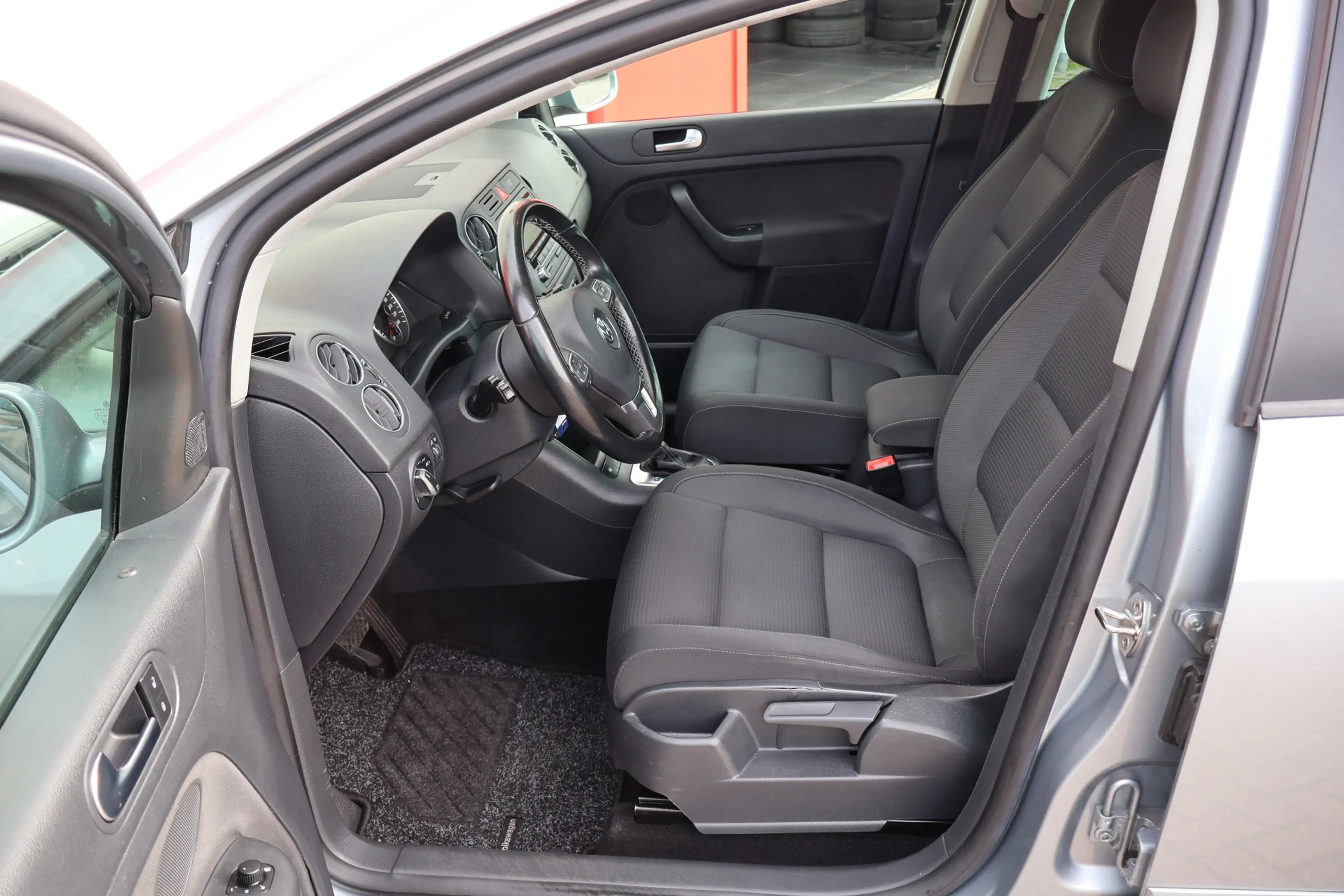 Volkswagen Golf Plus 1.4 TSI Highline — photo 5