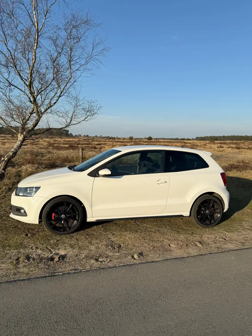 Volkswagen Polo 1.4 TSI GTI | DSG | CARPLAY | 180PK Wit - 2