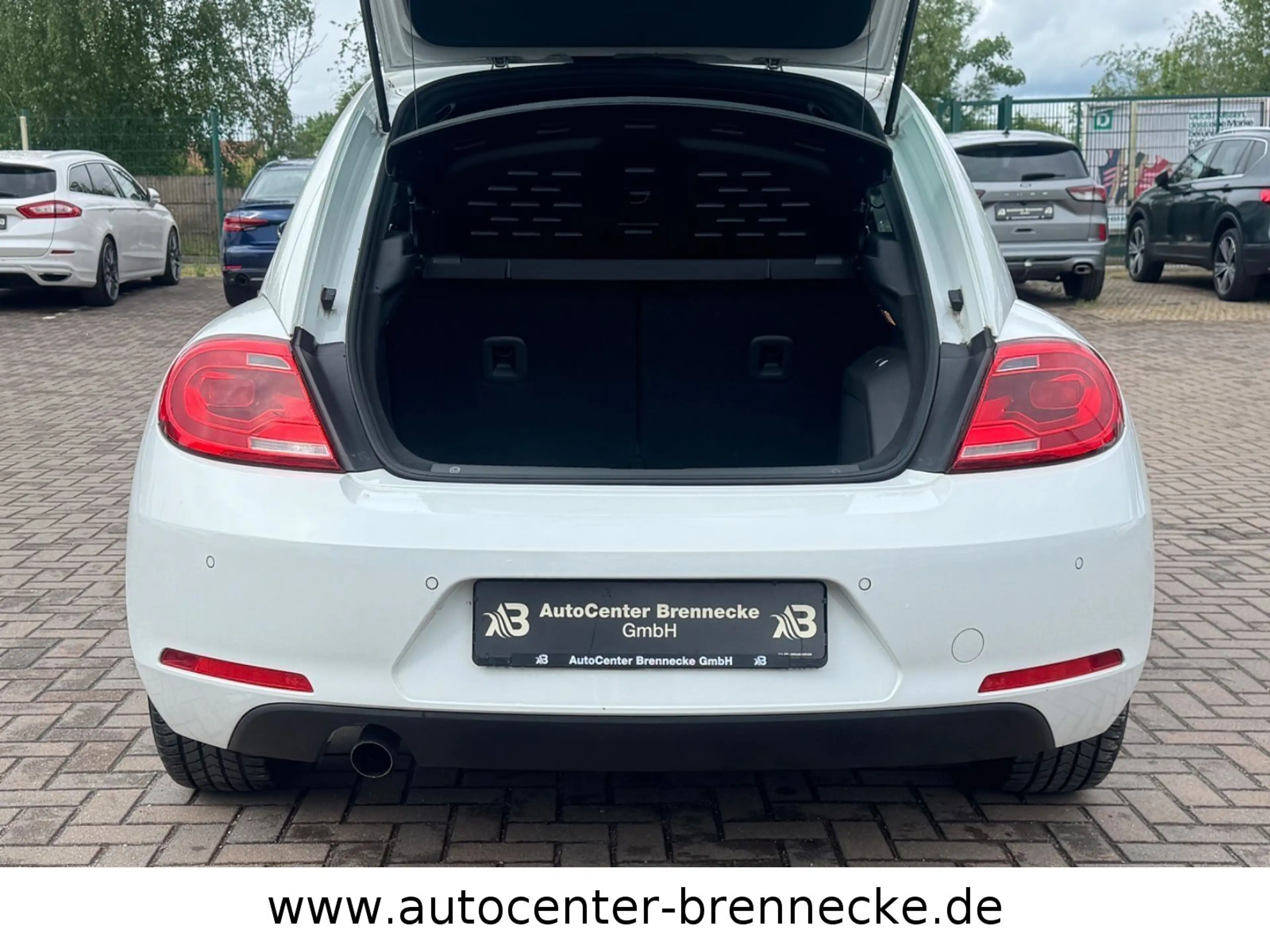 Volkswagen Beetle Club BMT*Allwetter*PDC*Soundsystem* — photo 9
