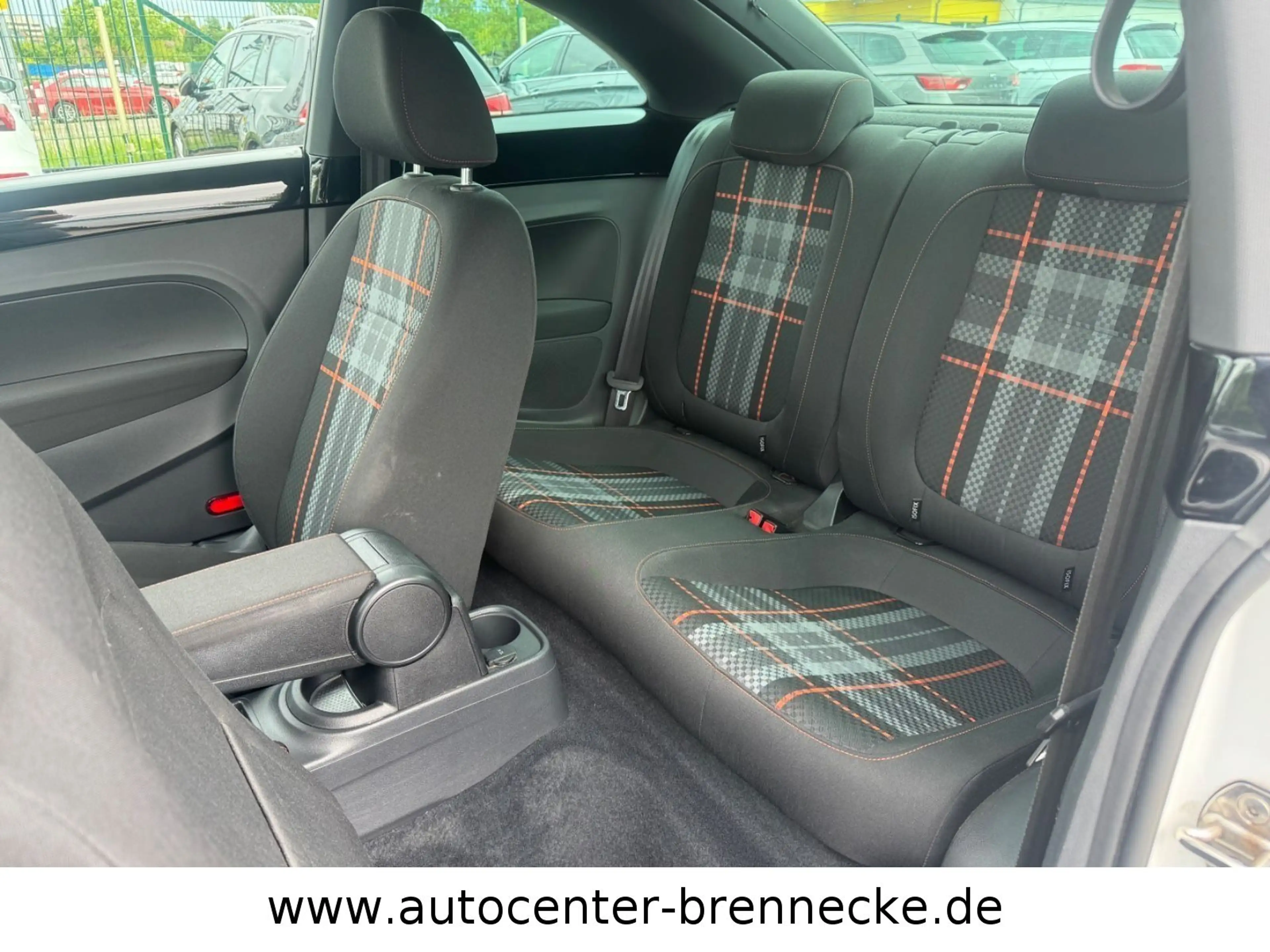 Volkswagen Beetle Club BMT*Allwetter*PDC*Soundsystem* — photo 15