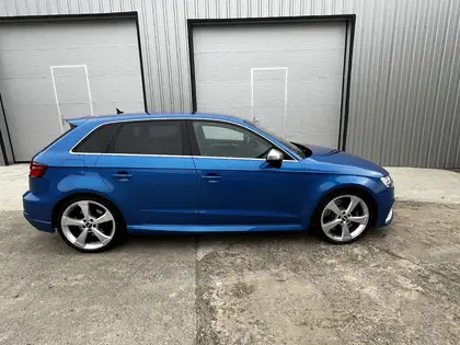 Annonce voiture d'occasion Audi RS3 - CARADIZE