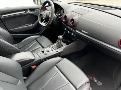 Annonce voiture d'occasion Audi RS3 - CARADIZE