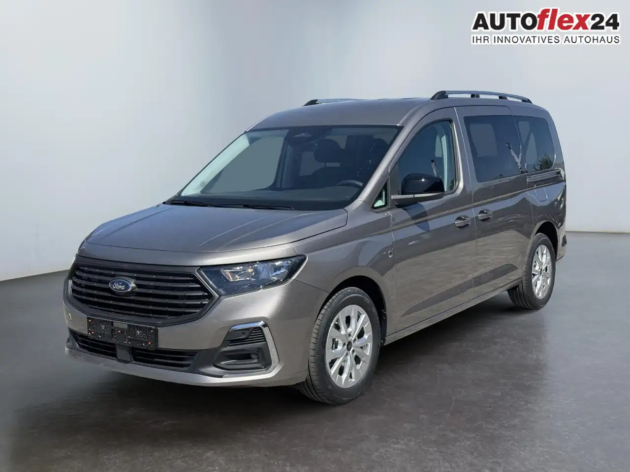 Ford Grand Tourneo Titanium 1,5 L2 7 Sitzer Klimaautomatik Anhänge... 2