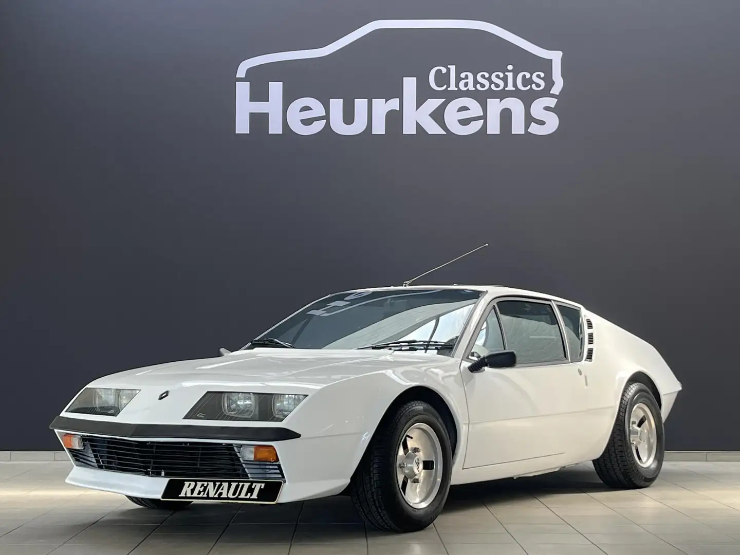 Renault Alpine A310 V6 Wit - 1