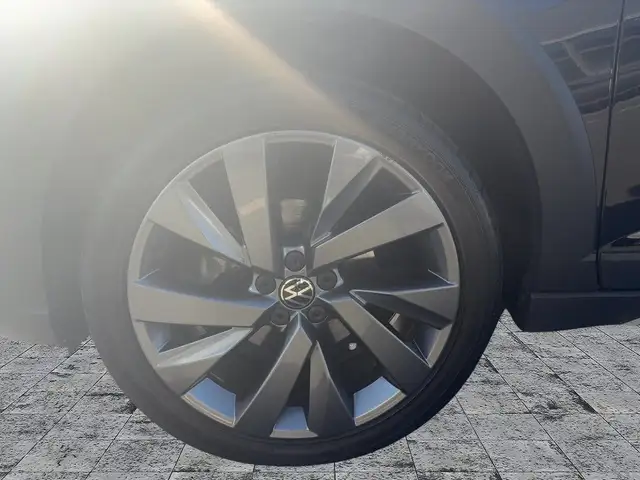 Volkswagen Taigo view 8