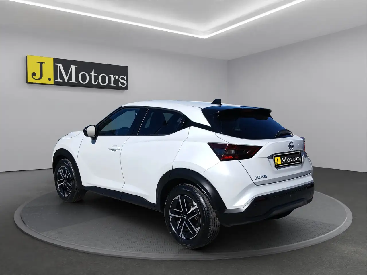 Nissan Juke 1.0 Dig-t N-Connecta 114cv Scorta telecamera CarPlay Sensori anteriori e posteriori 3