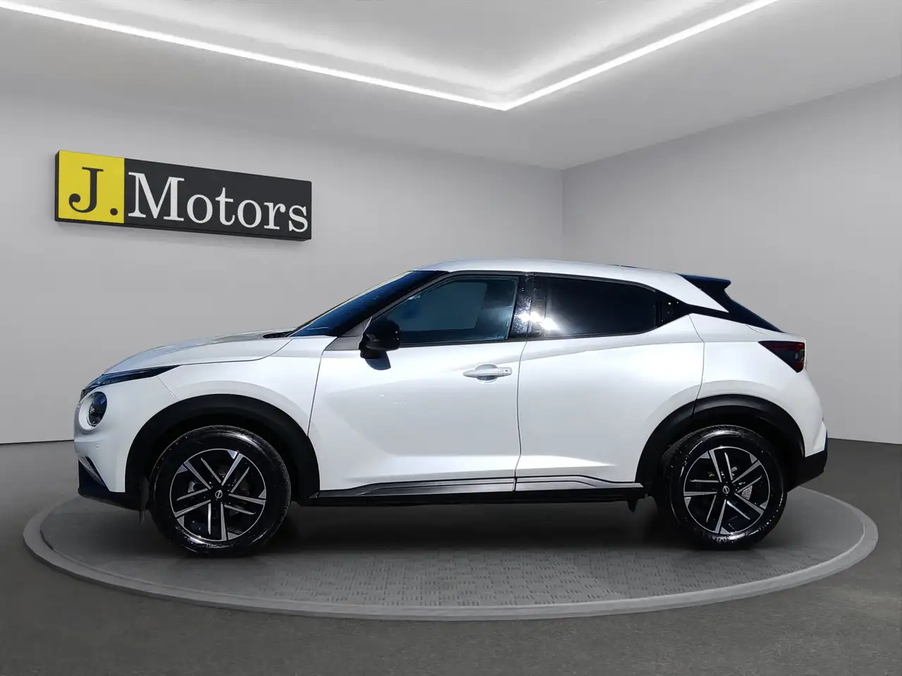 Nissan Juke 1.0 Dig-t N-Connecta 114cv Scorta telecamera CarPlay Sensori anteriori e posteriori 2