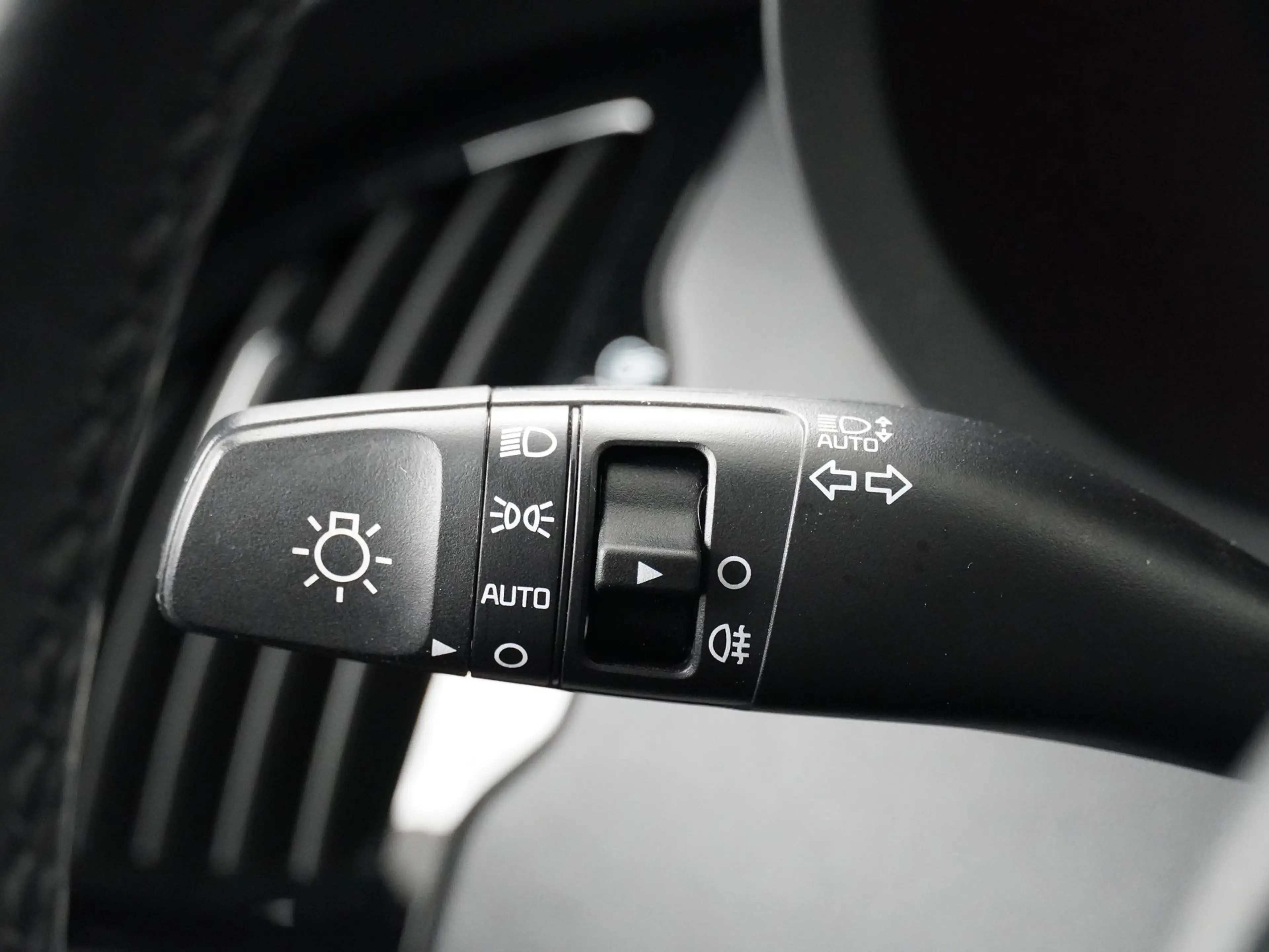 Kia Stinger 3.3 V6 T-GDI AWD GT 370PK - Lederen bekleding - Sp — photo 23