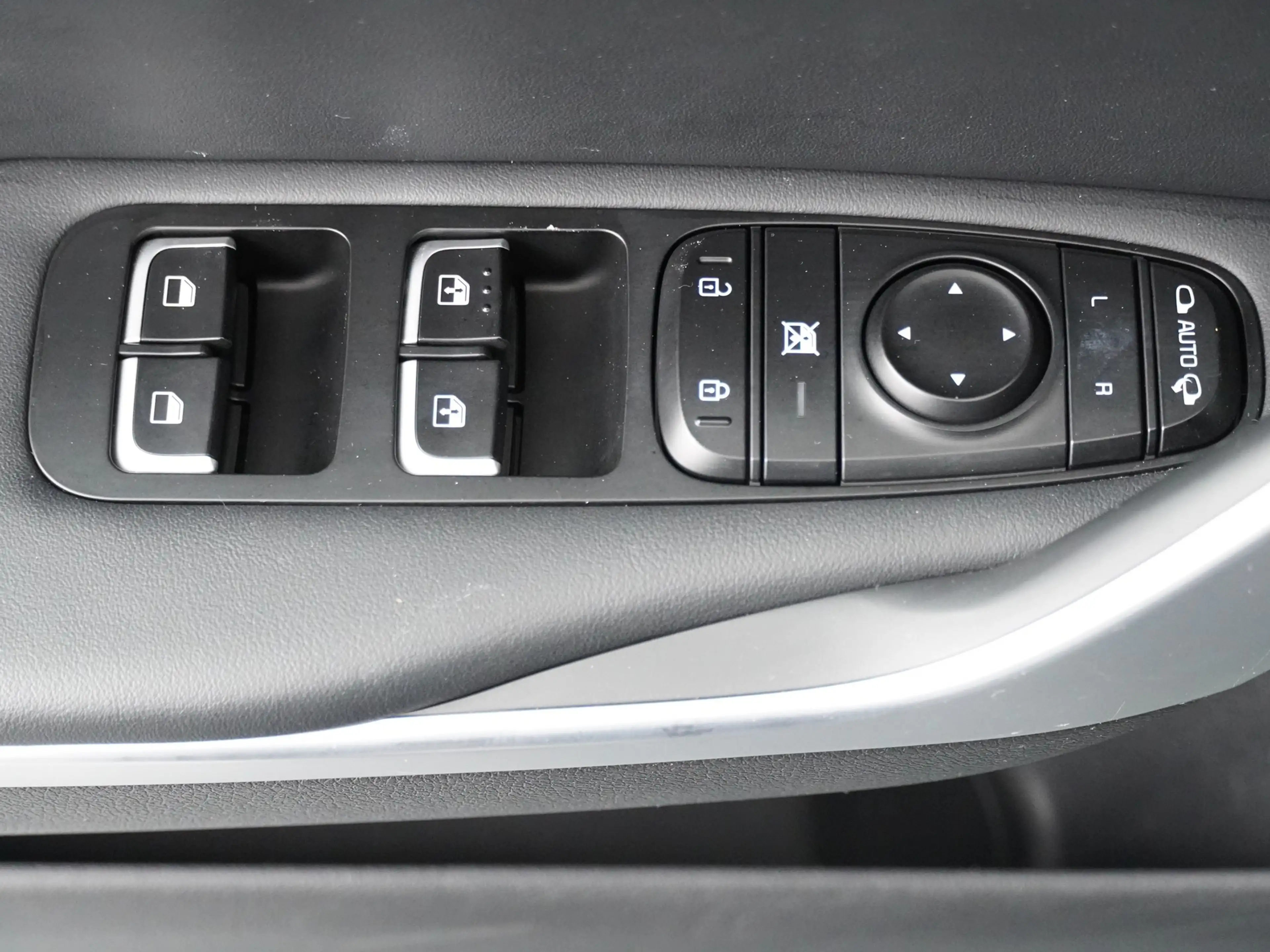 Kia Stinger 3.3 V6 T-GDI AWD GT 370PK - Lederen bekleding - Sp — photo 19