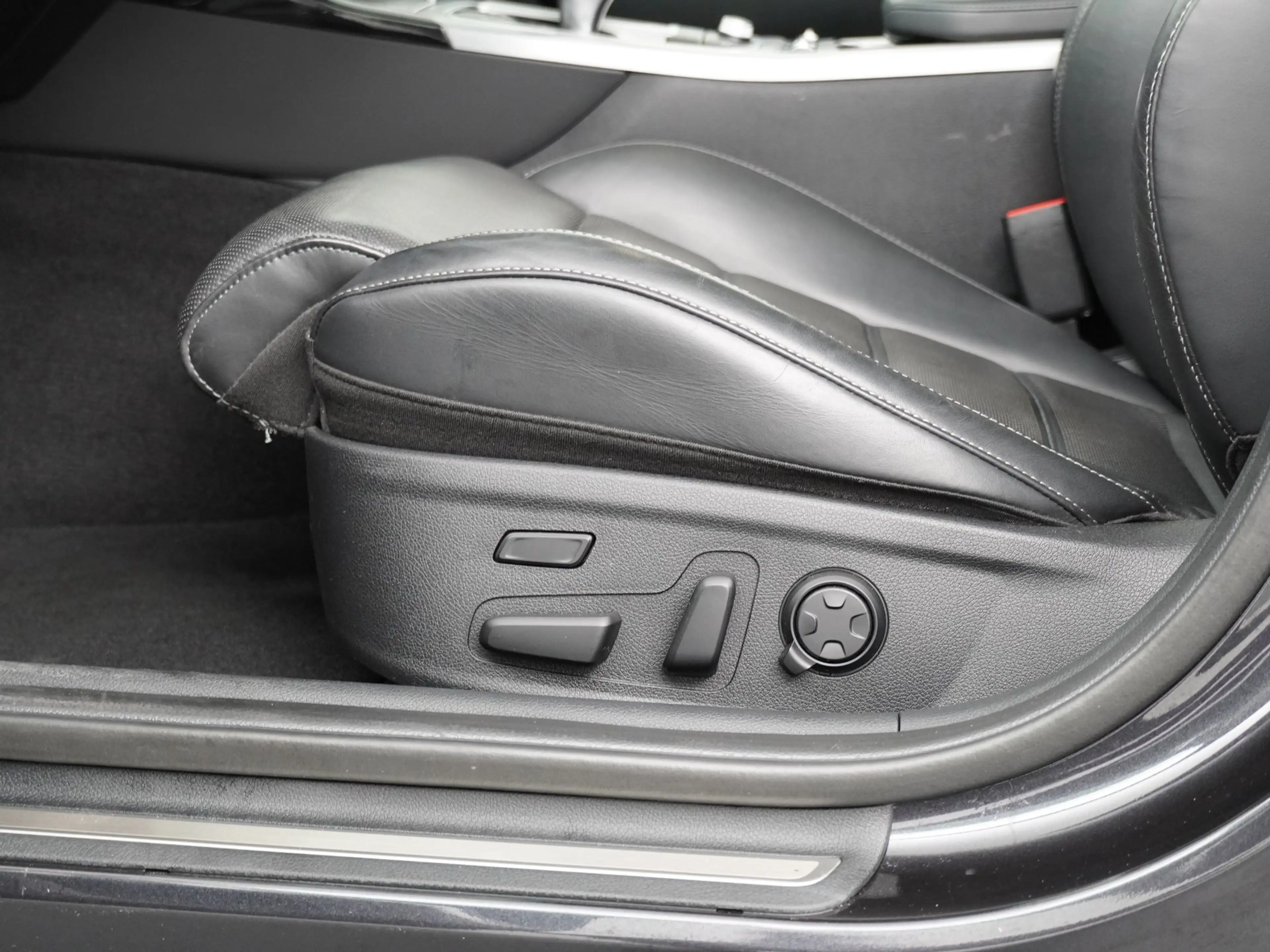 Kia Stinger 3.3 V6 T-GDI AWD GT 370PK - Lederen bekleding - Sp — photo 18