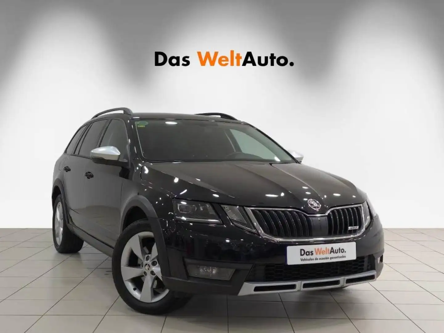 Skoda Octavia Combi 1.8 TSI Style 4x4 DSG Zwart - 1