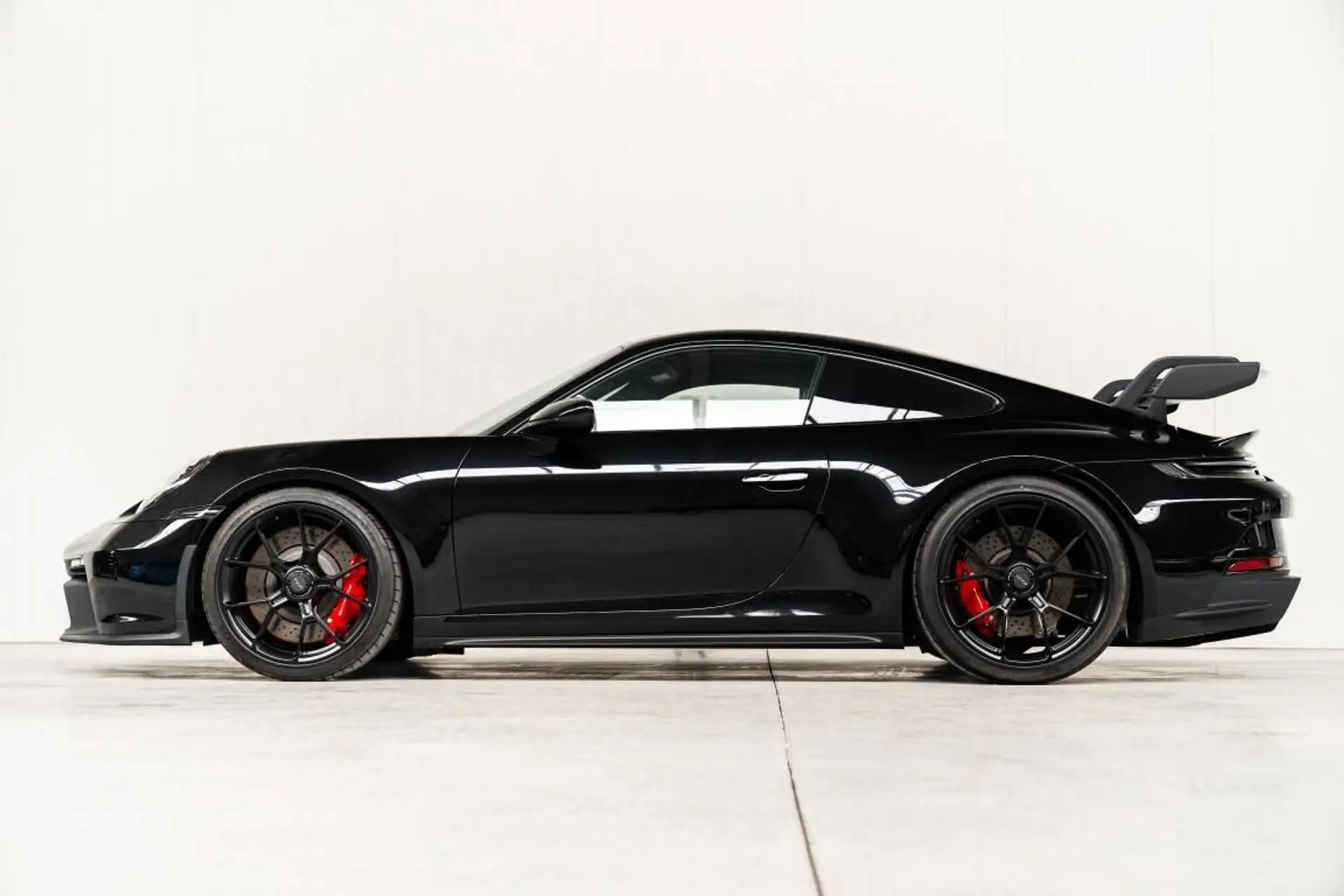 포르쉐 911 GT3 2024 검정 사진 5