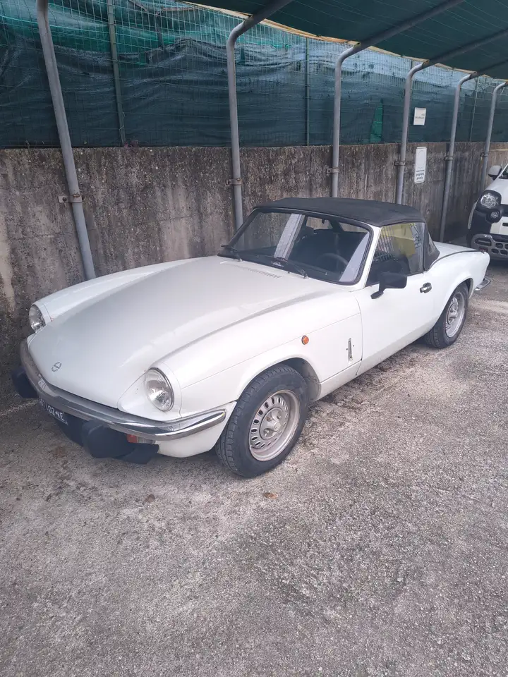 Triumph Spitfire 1500, foto 2