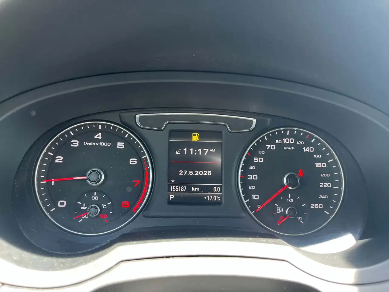 Audi Q3 снимка Audi Q3
