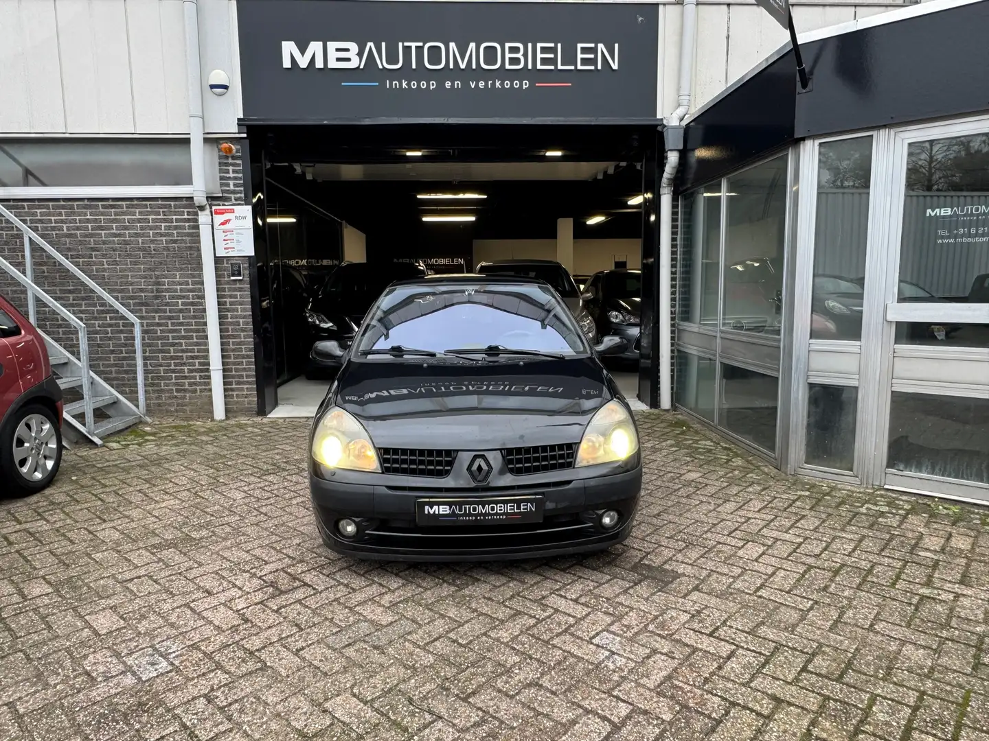 Renault Clio 1.6-16V Dynamique/3 Deurs/Zwart/APK/Nap/Distributi Zwart - 2