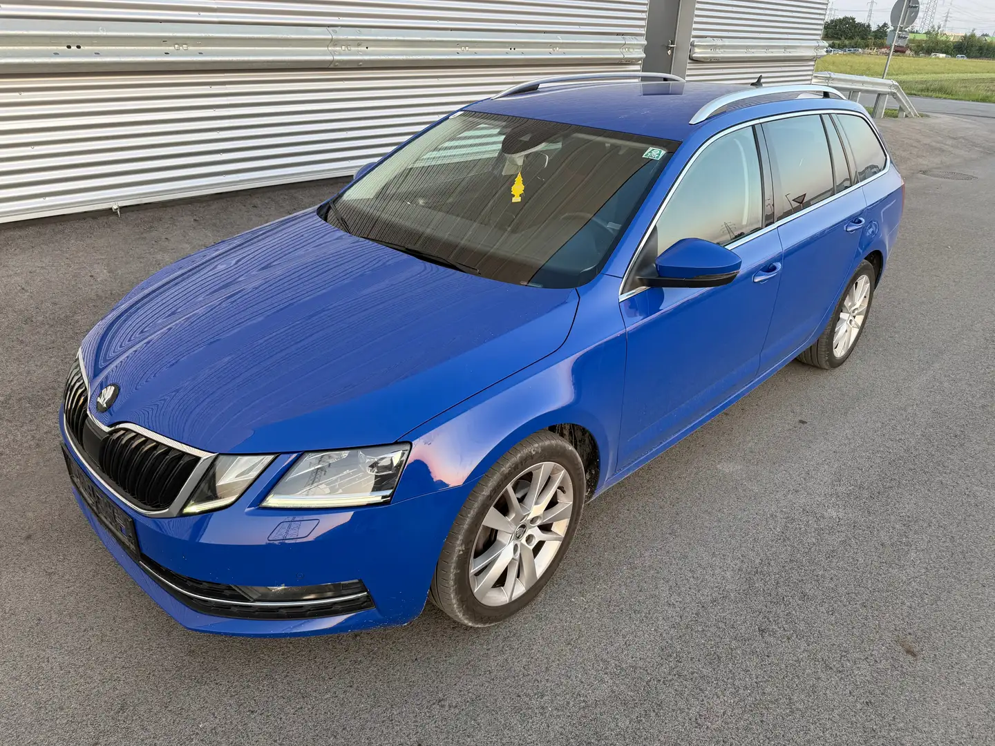 Skoda Octavia Kombi 2,0 Style TDI 4x4 DSG ID:2 Blau - 1