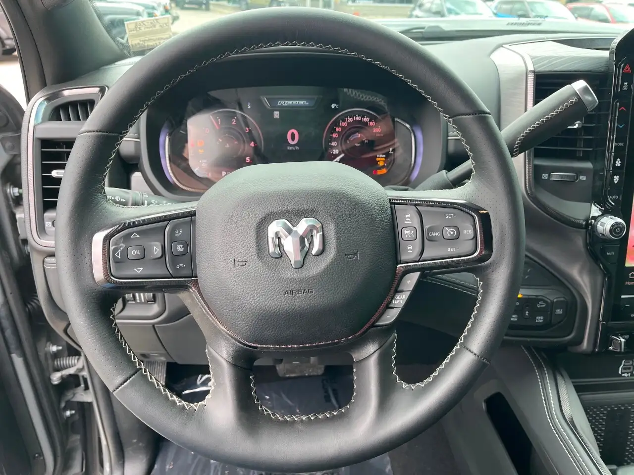 RAM 2500 снимка RAM 2500