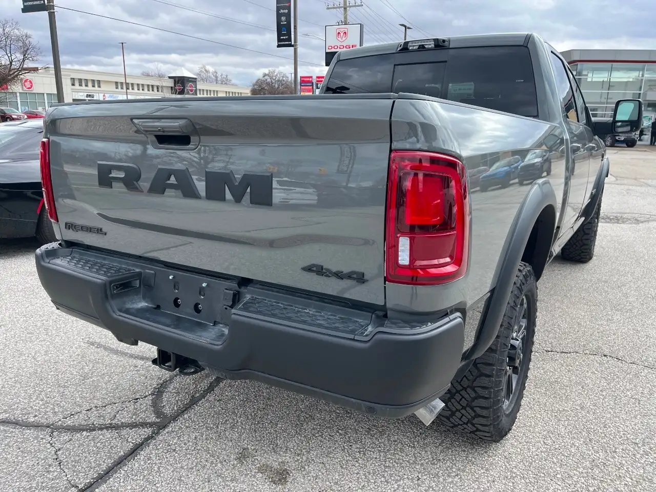 RAM 2500 снимка RAM 2500