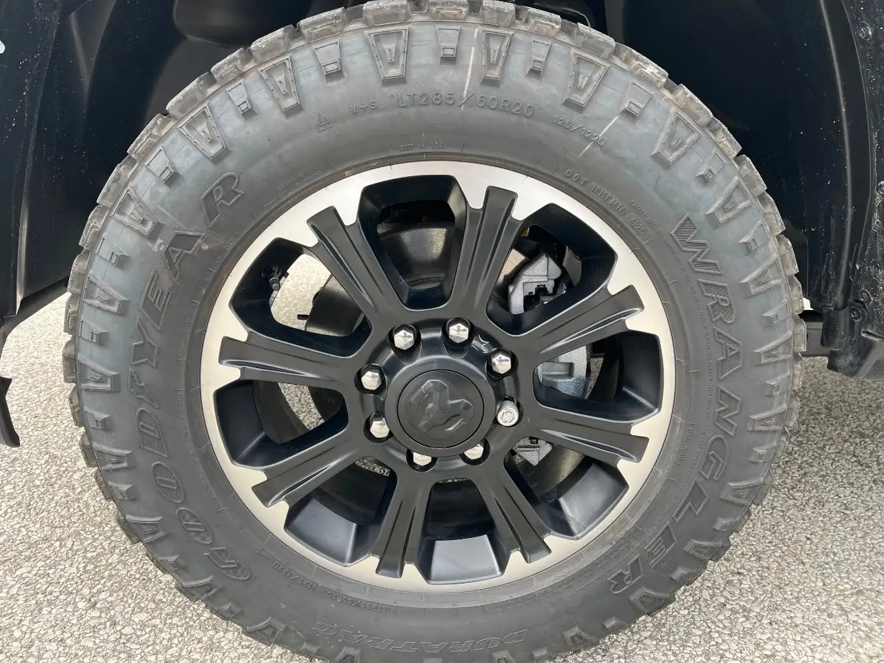 RAM 2500 снимка RAM 2500