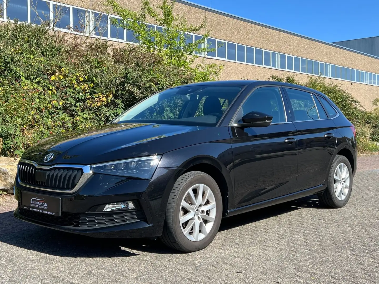 Skoda Scala Kombi Style 1.5TSI 150PS/1.HAND/VOLL-LED Noir - 1