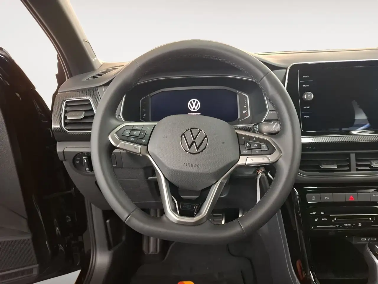 Volkswagen T-Cross 1.0 TSI R-Line 2xKlima ACC AHK AUT 10