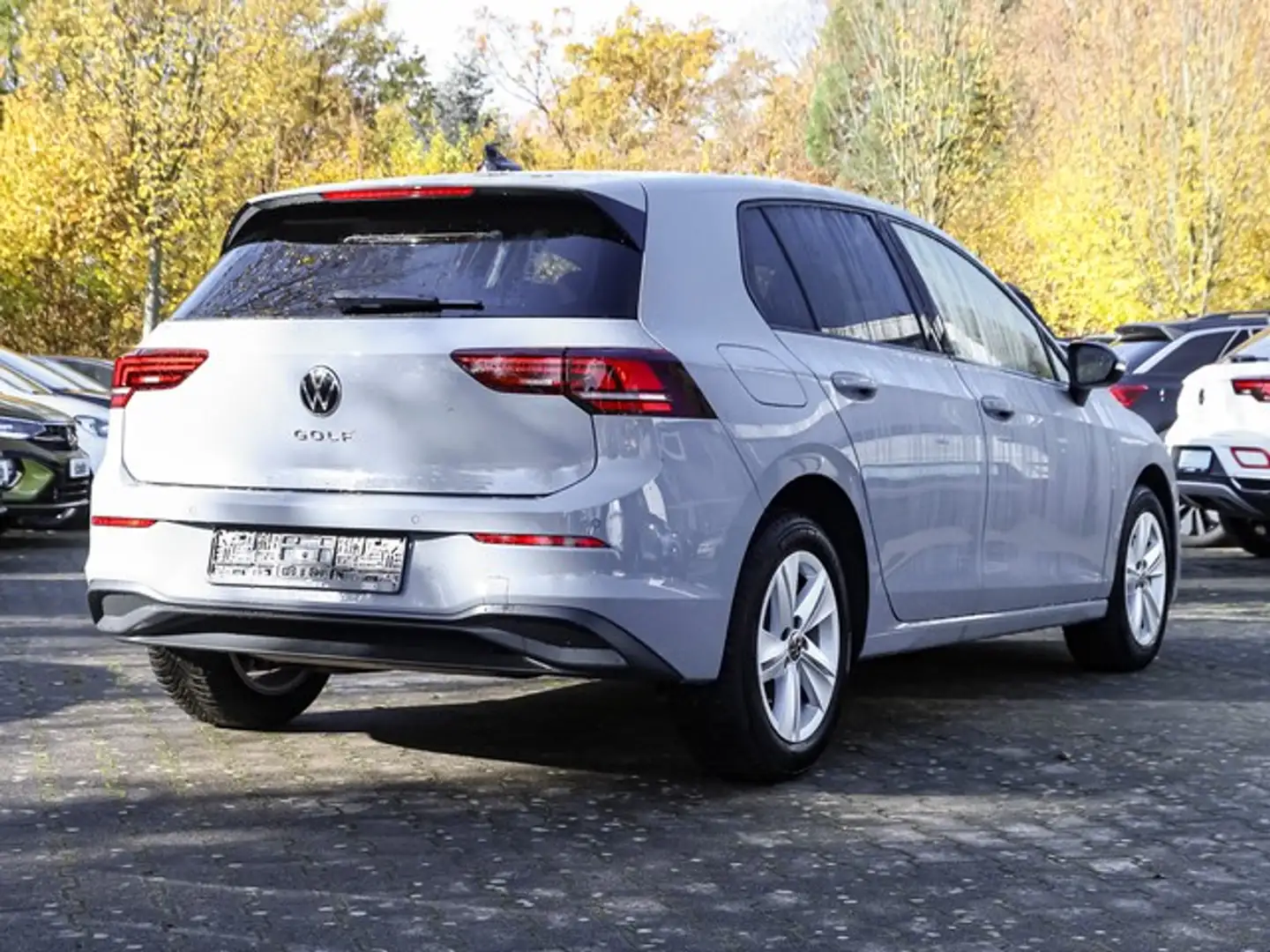 Volkswagen Golf VIII 1.5TSi Life ACC AppConnect LED Alu Sitzhei... Gris - 2