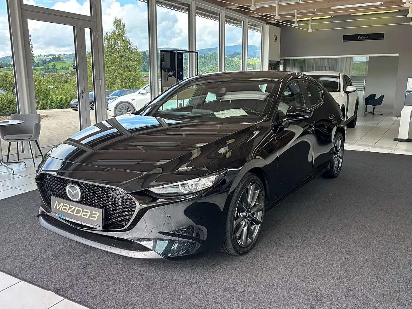 Mazda 3 Mazda3 e-Skyactiv-G122 Comfort+ Schwarz - 1