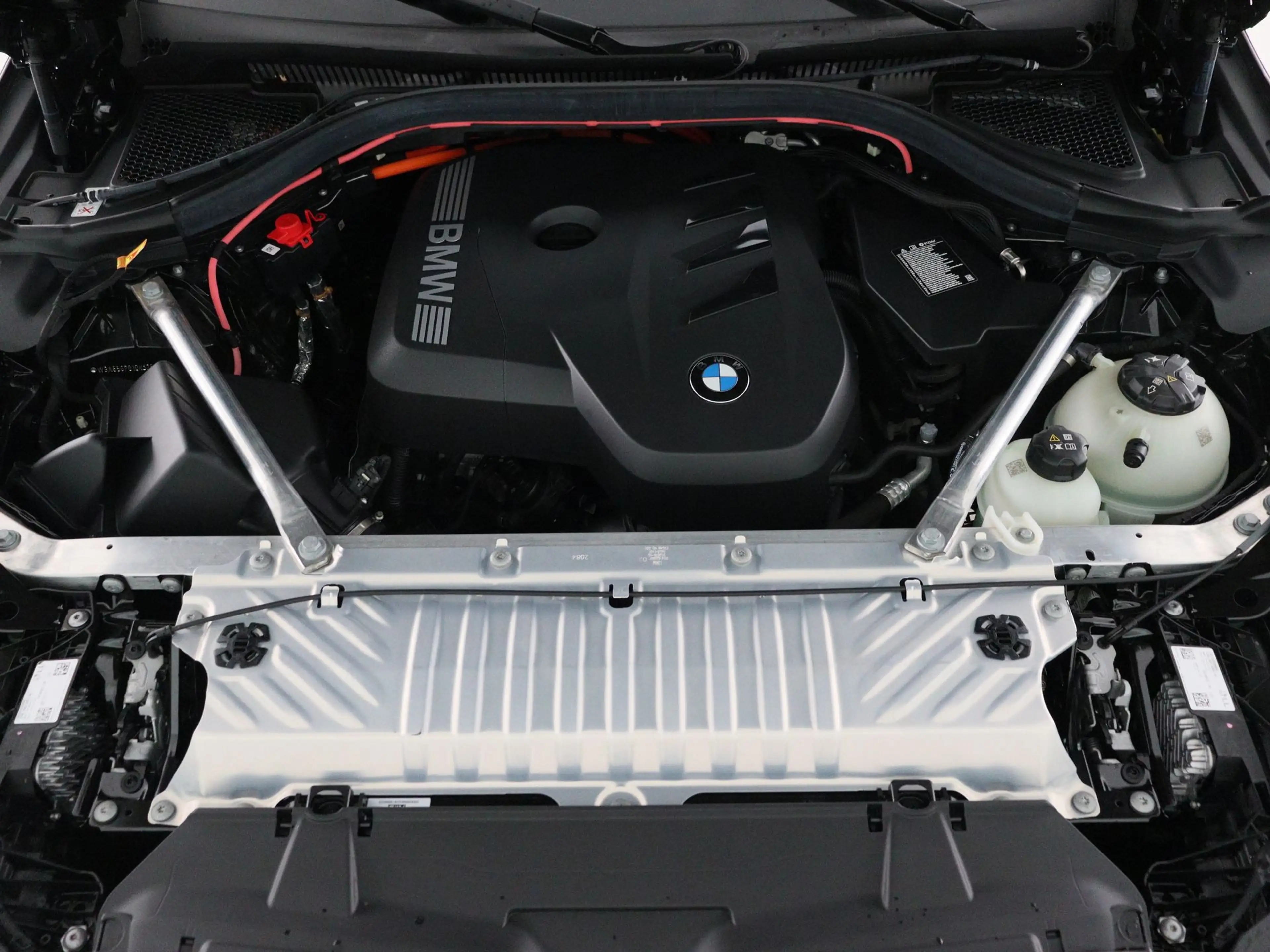 BMW X3 30e xDrive SoH 100% — photo 5