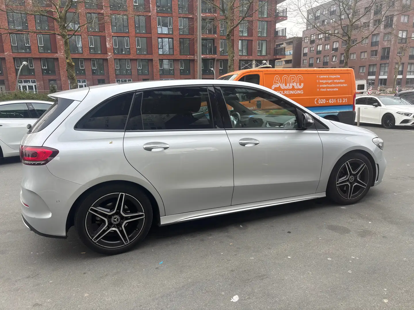 Mercedes-Benz B 180 B 180 Business Sol. AMG Zilver - 1
